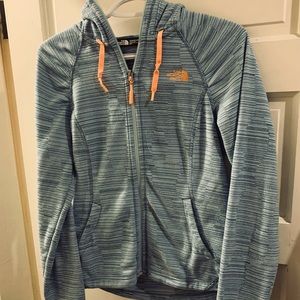 North Face fleece zip up 💙🧡